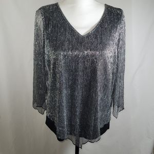 Beautiful Dina and Ariel blouse.